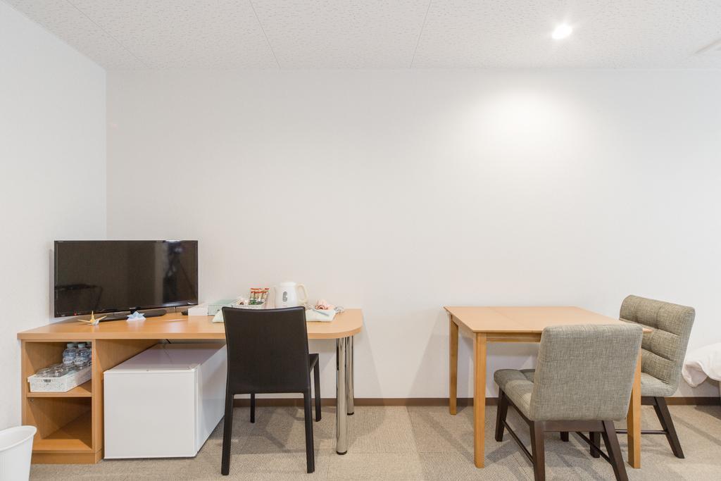 Shijo Omiya Guesthouse And Hotel Kyoto Exterior photo
