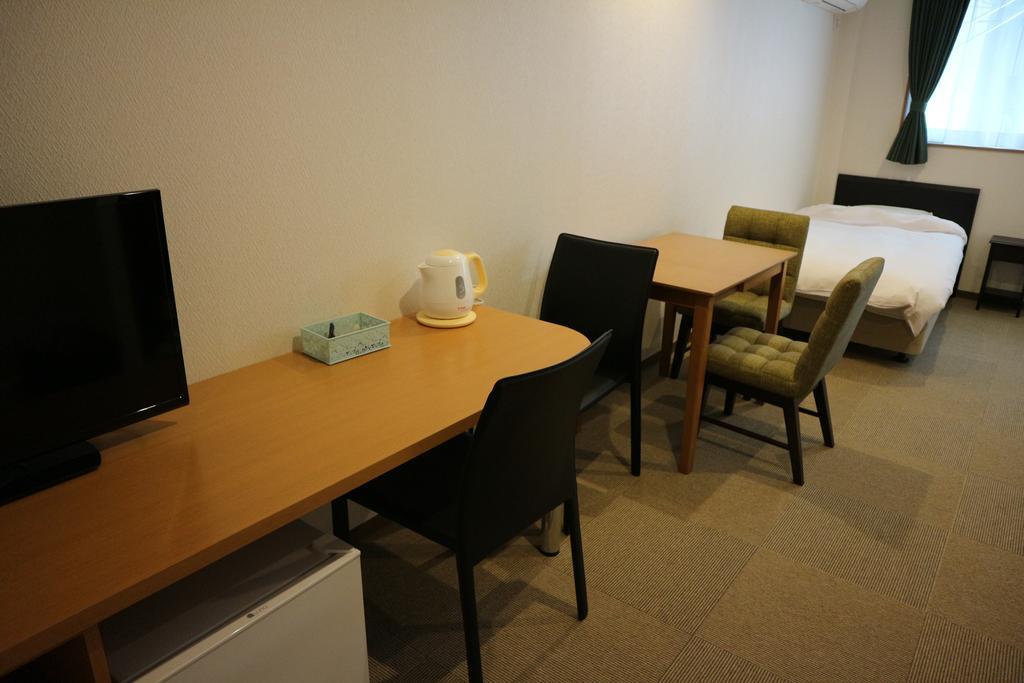 Shijo Omiya Guesthouse And Hotel Kyoto Exterior photo