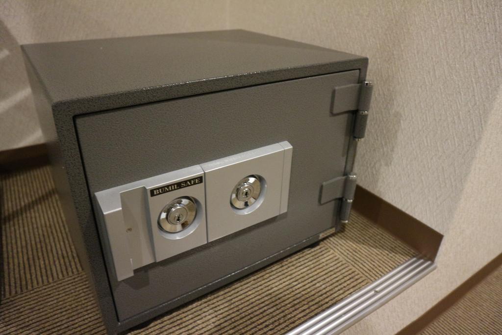 Shijo Omiya Guesthouse And Hotel Kyoto Exterior photo